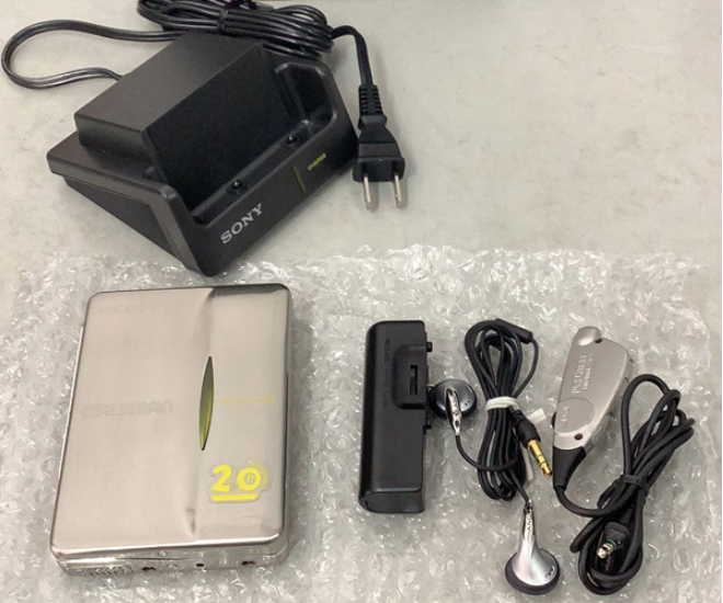 SONY索尼日版超薄卡带机随身听